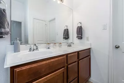 18918 Cove Pointe Dr, Cypress, TX 77433 - Photo 25