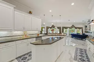 5 Camden Ct, Sugar Land, TX 77479 - Photo 15