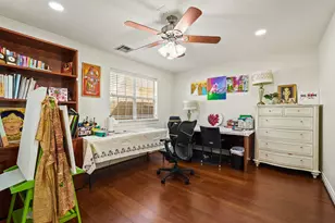 5 Camden Ct, Sugar Land, TX 77479 - Photo 23