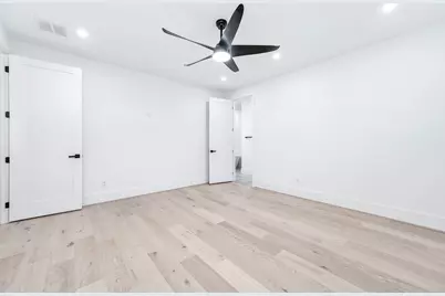 313 N Nagle Street, Houston, TX 77003 - Photo 35