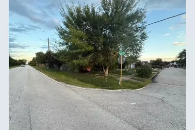 8622 Humphreys Drive, Houston, TX 77083 - Photo 29