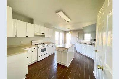 6638 Chantalle Drive, Katy, TX 77449 - Photo 5