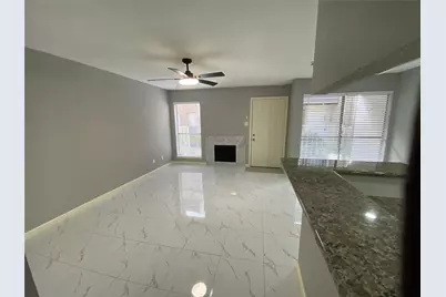 6633 W Airport Boulevard #1304, Houston, TX 77035 - Photo 9