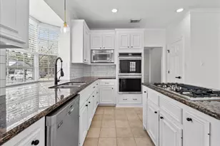 16907 Cottonwood Way, Houston, TX 77059 - Photo 19