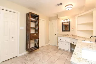 2814 Foxfire Cir, Missouri City, TX 77459 - Photo 9