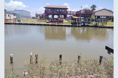 993 Neptune, Sargent, TX 77414 - Photo 3