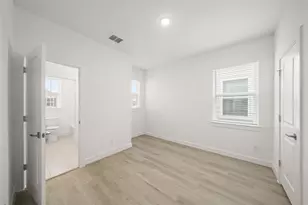 2314 Via Isa Ln, Houston, TX 77051 - Photo 15