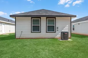 14659 New Vlg Dr, Willis, TX 77378 - Photo 21