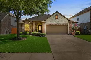 2875 Torano Cir, League City, TX 77573 - Photo 3