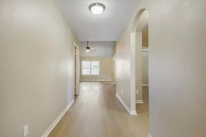 412 Hawks View Drive, La Marque, TX 77568 - Photo 7