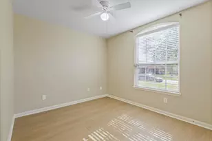 412 Hawks View Dr, La Marque, TX 77568 - Photo 19