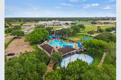 15239 Corona Del Mar Drive, Houston, TX 77083 - Photo 9