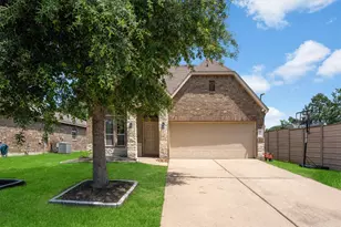 8702 Alicia Dr, Tomball, TX 77375 - Photo 5
