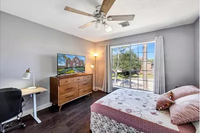 4110 Lake Falls Court, Houston, TX 77059 - Photo 29