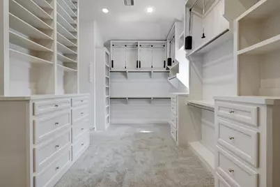 7505 Awty School Lane, Houston, TX 77055 - Photo 19