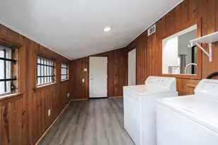 207 Cosmos St, Houston, TX 77009 - Photo 23