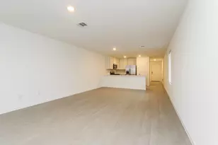 10813 Bird Of Paradise Ln, Houston, TX 77016 - Photo 5