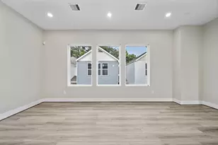 9 Wellford St, Houston, TX 77022 - Photo 13