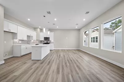 9 Wellford Street #F, Houston, TX 77022 - Photo 11