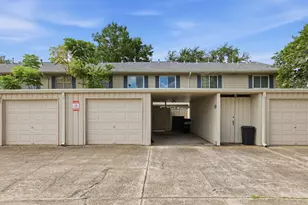 6408 Burgoyne Rd, Houston, TX 77057 - Photo 11