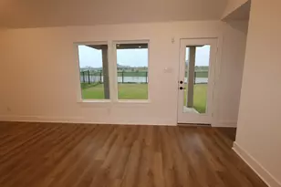 13921 Baikal Mnr Dr, Santa Fe, TX 77510 - Photo 7
