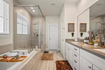 2806 Grand Fountains Drive #D, Houston, TX 77054 - Photo 15
