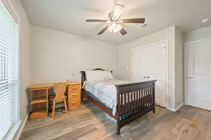 1208 Broadmoor Dr, Bryan, TX 77802 - Photo 15