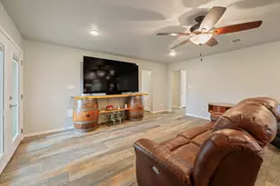 1208 Broadmoor Dr, Bryan, TX 77802 - Photo 5