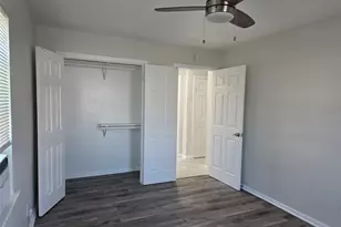 619 13th St, Galveston, TX 77550 - Photo 7