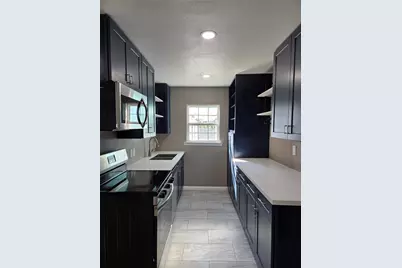 619 13th Street #1, Galveston, TX 77550 - Photo 3