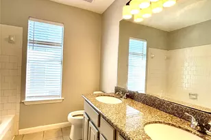 13703 Midfield Glen Ct, Houston, TX 77059 - Photo 17