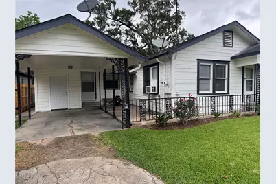 1614 W Sidnor Street, Alvin, TX 77511 - Photo 1