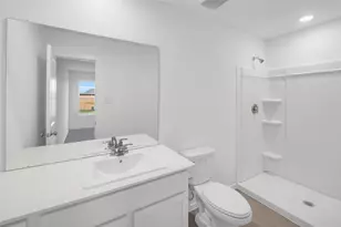 16106 Hatton Dr, Conroe, TX 77303 - Photo 7