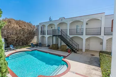 902 22nd Street #10, Galveston, TX 77550 - Photo 3