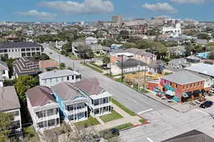 1606 Avenue L, Galveston, TX 77550 - Photo 27