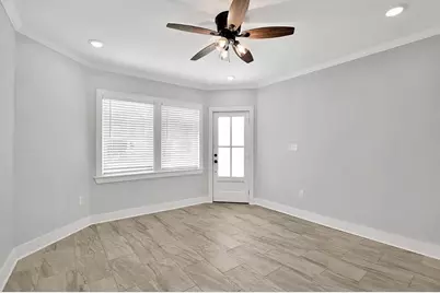 1606 Avenue L, Galveston, TX 77550 - Photo 3