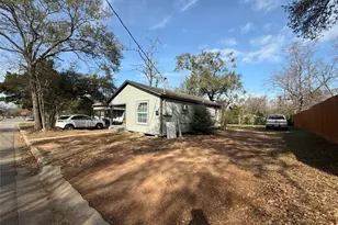 412 Waco St, Conroe, TX 77301 - Photo 11