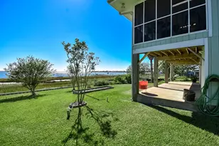 317 E Bayshore Dr, Palacios, TX 77465 - Photo 47