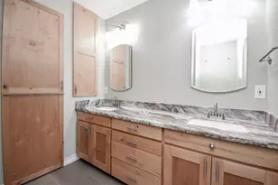 317 E Bayshore Dr, Palacios, TX 77465 - Photo 35