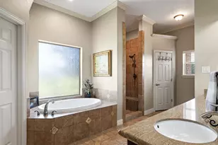 15218 Devin Ln, Crosby, TX 77532 - Photo 19