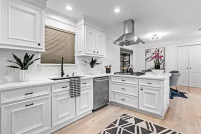 10911 Riverview Drive, Houston, TX 77042 - Photo 19