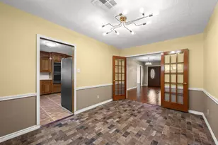616 Cannan Dr, Angleton, TX 77515 - Photo 19