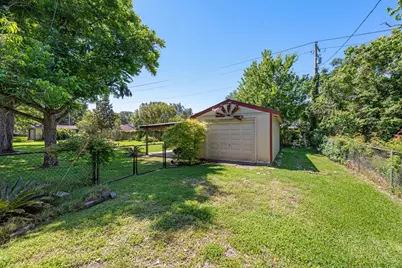 616 Cannan Drive, Angleton, TX 77515 - Photo 37