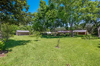 616 Cannan Drive, Angleton, TX 77515 - Photo 41