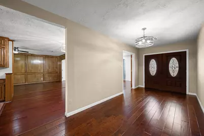 616 Cannan Drive, Angleton, TX 77515 - Photo 3