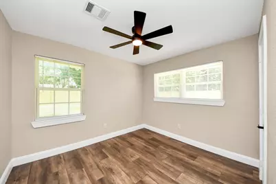 5622 Canterway Drive, Houston, TX 77048 - Photo 15