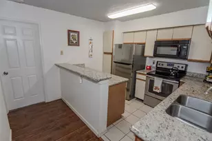 16800 Sugar Pine Dr, Houston, TX 77090 - Photo 3