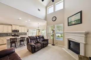 2204 Meadow Wind Dr, Pearland, TX 77089 - Photo 11