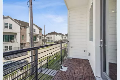 6312 Brighton Oaks Lane, Houston, TX 77008 - Photo 9