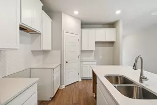 29134 Farmhouse Ests Dr, Waller, TX 77484 - Photo 5